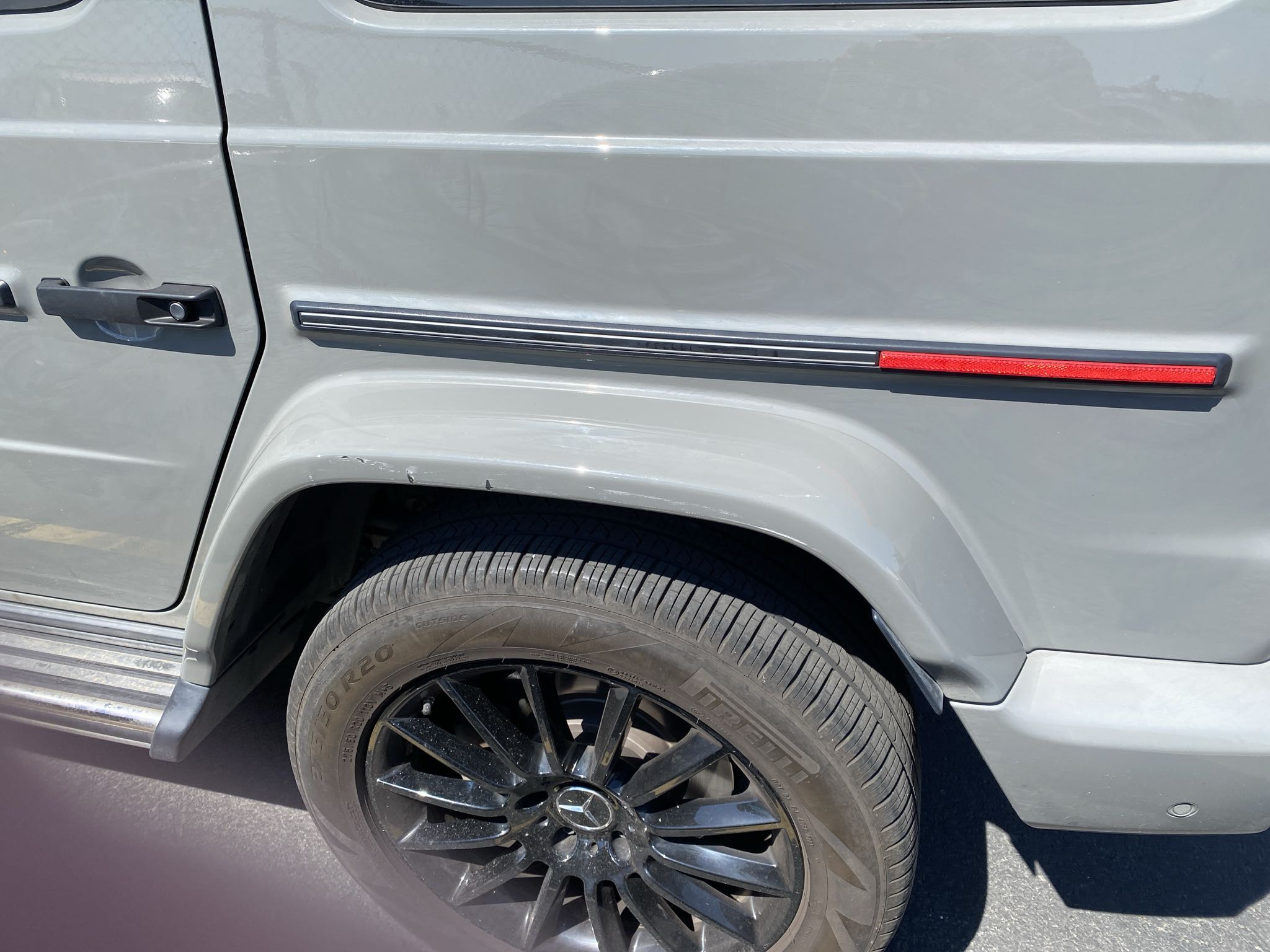 Mercedes G-Wagon with surface scratches and scuffs before paint repair